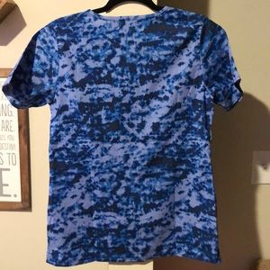 Grace Tops - Barely worn, blue camo printed Grace scrub top SM Grace Tops - Barely worn, blue camo printed Grace scrub top SM